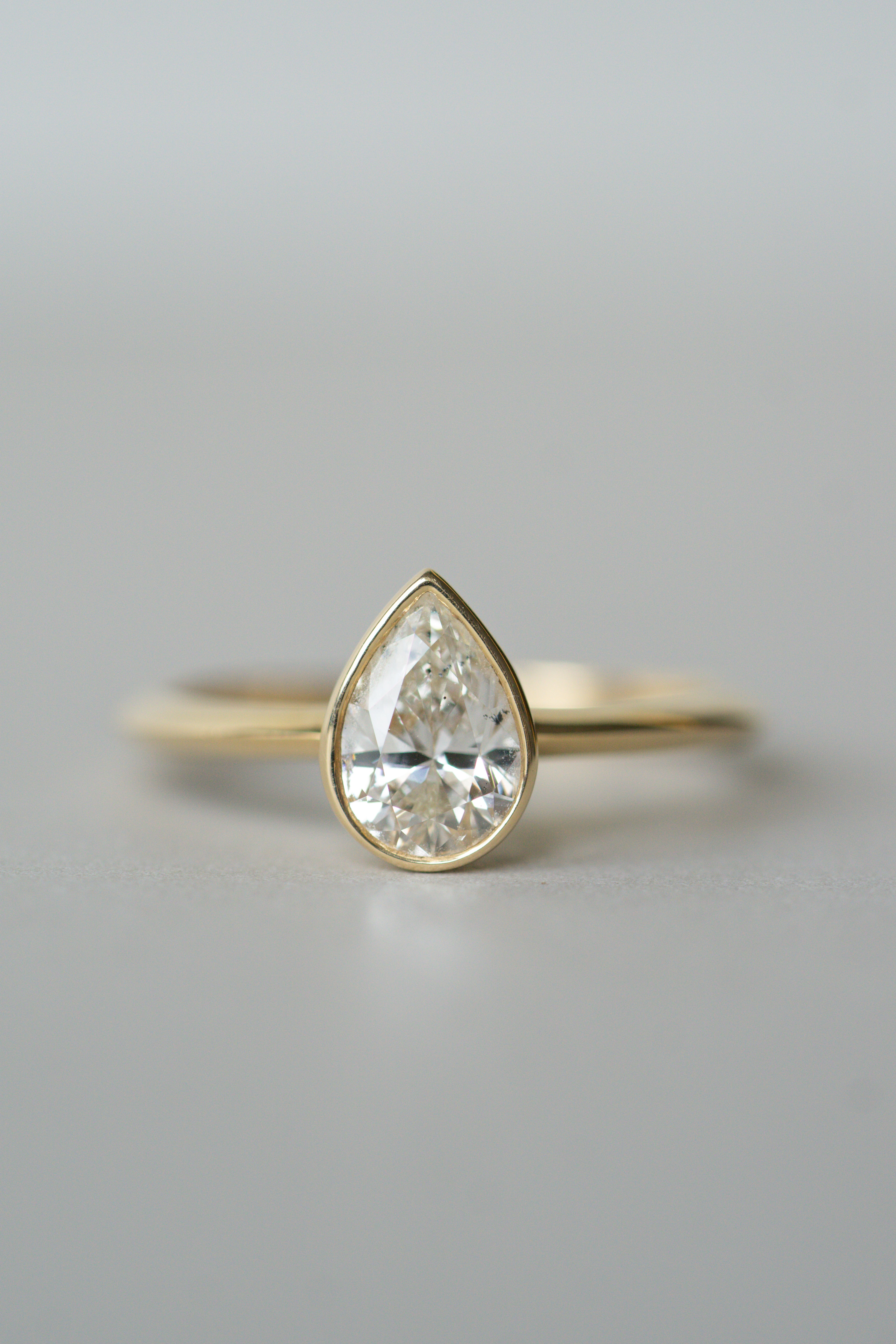 Akira Ring - 1.01ct Champagne Pear Brilliant Cut Diamond *Ready-to-ship - Foe & Dear