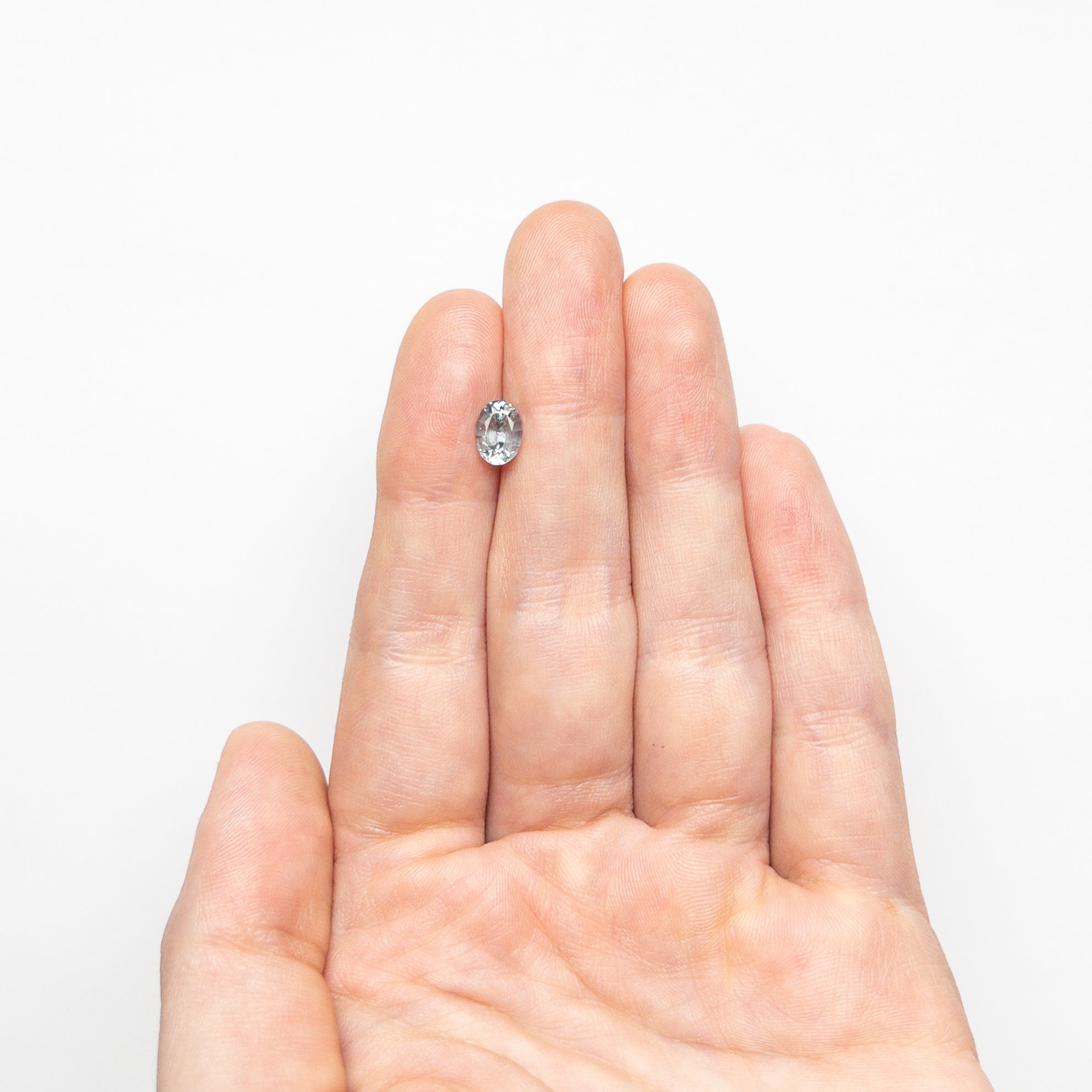 1.18ct 6.99x5.10x4.12mm Oval Brilliant Sapphire 23447-32 - Foe & Dear