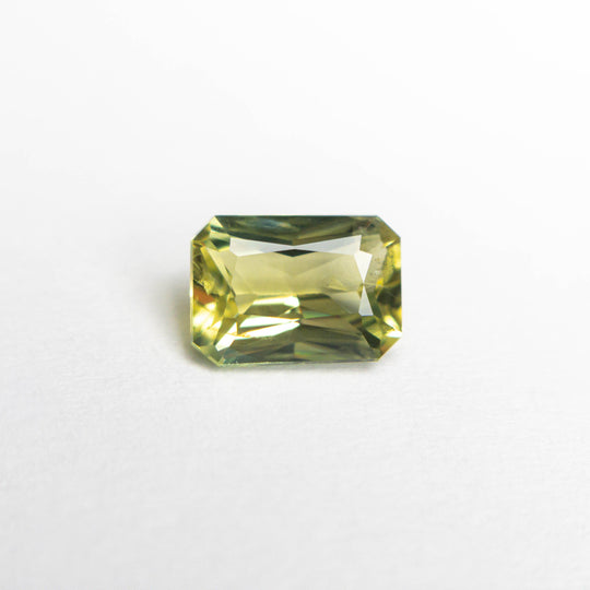 Yellow/Green Brilliant Sapphire - 1.01ct Cut Corner Rectangle