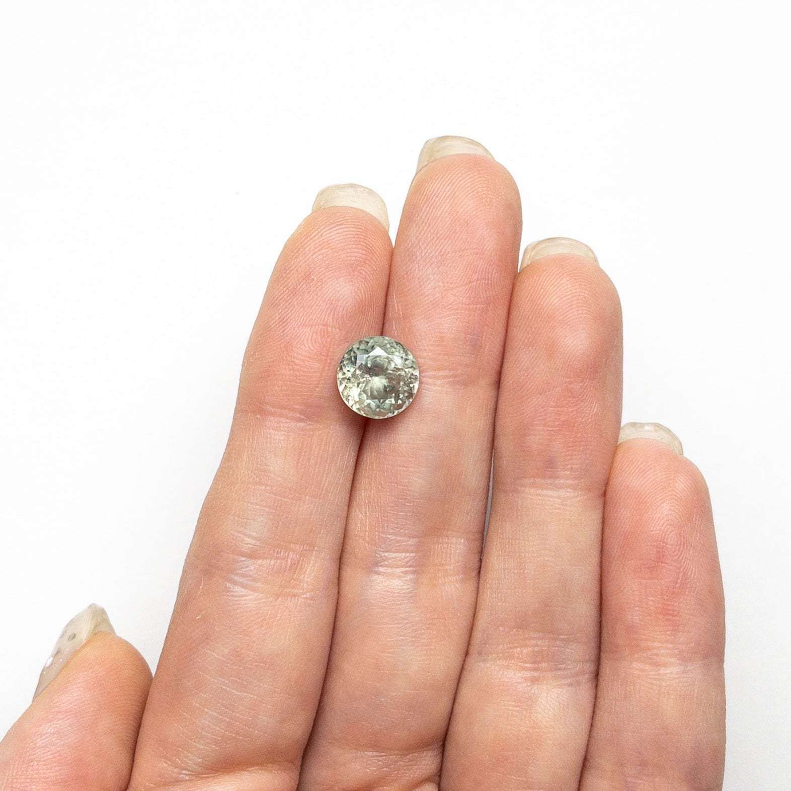 Green Brilliant Sapphire - 3.54ct Round