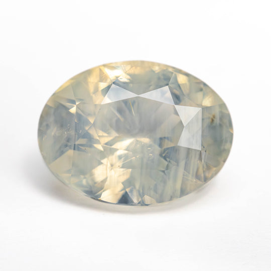 White/Yellow Brilliant Sapphire - 5.50ct Oval