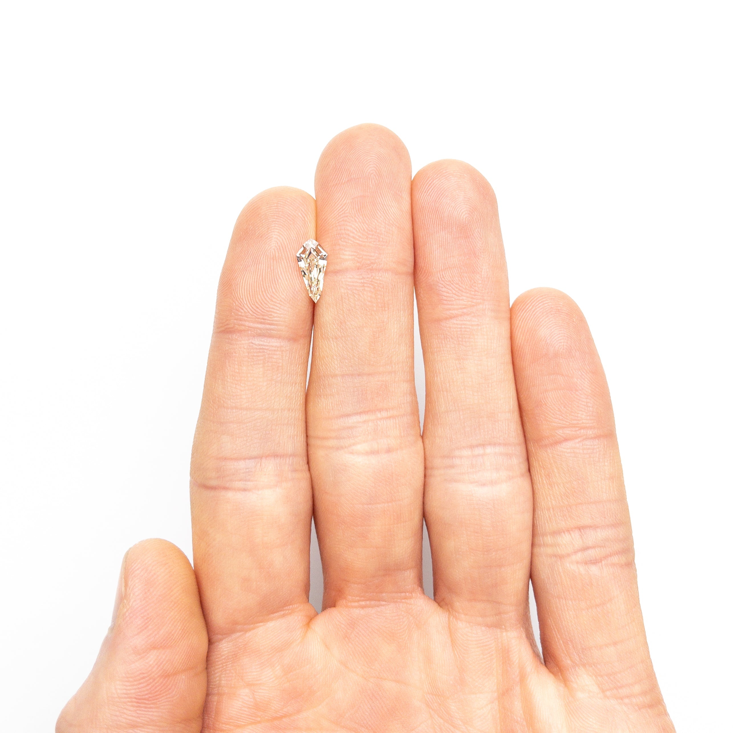 White Step Cut Diamond - 1.00ct Shield