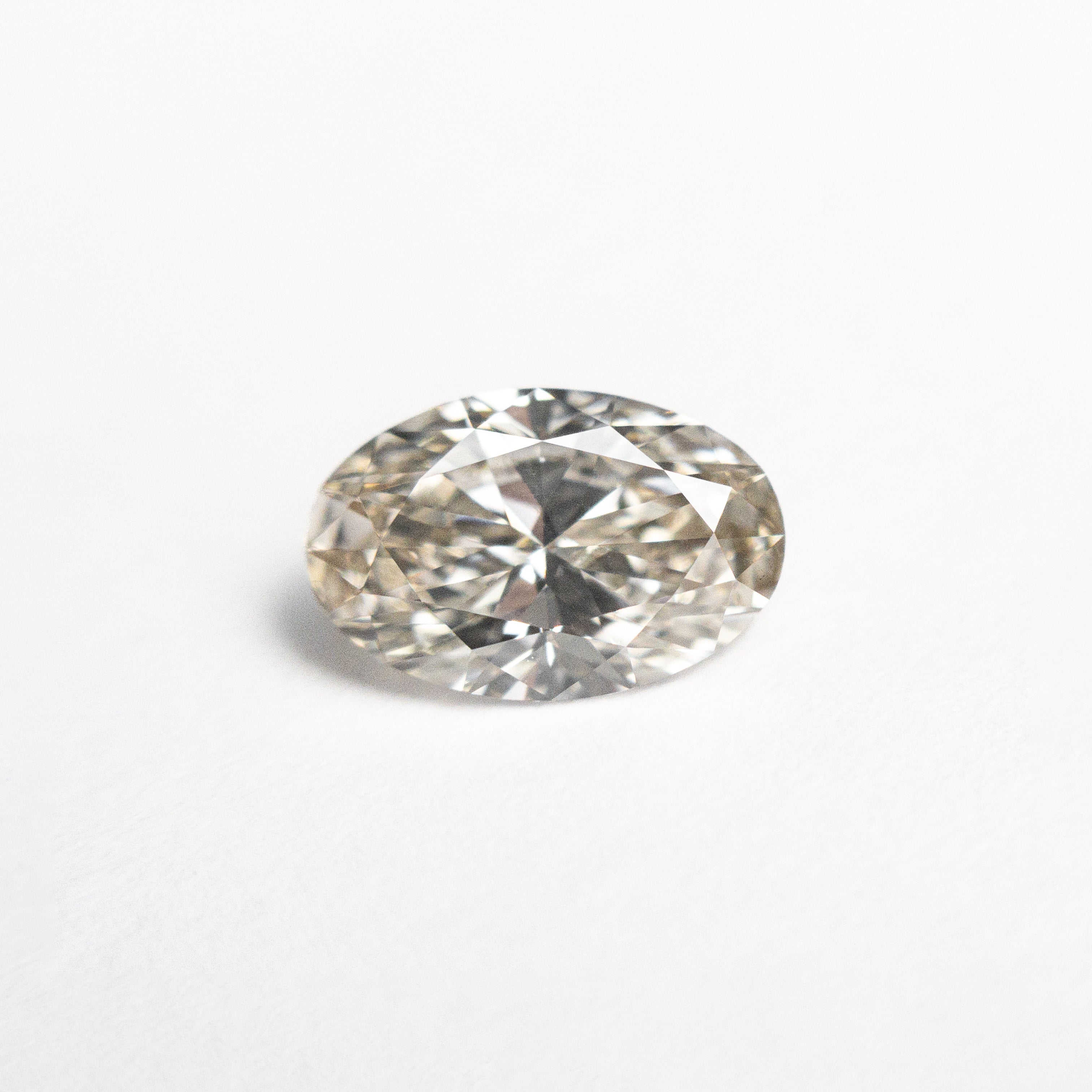Champagne Brilliant Diamond - 1.03ct Oval