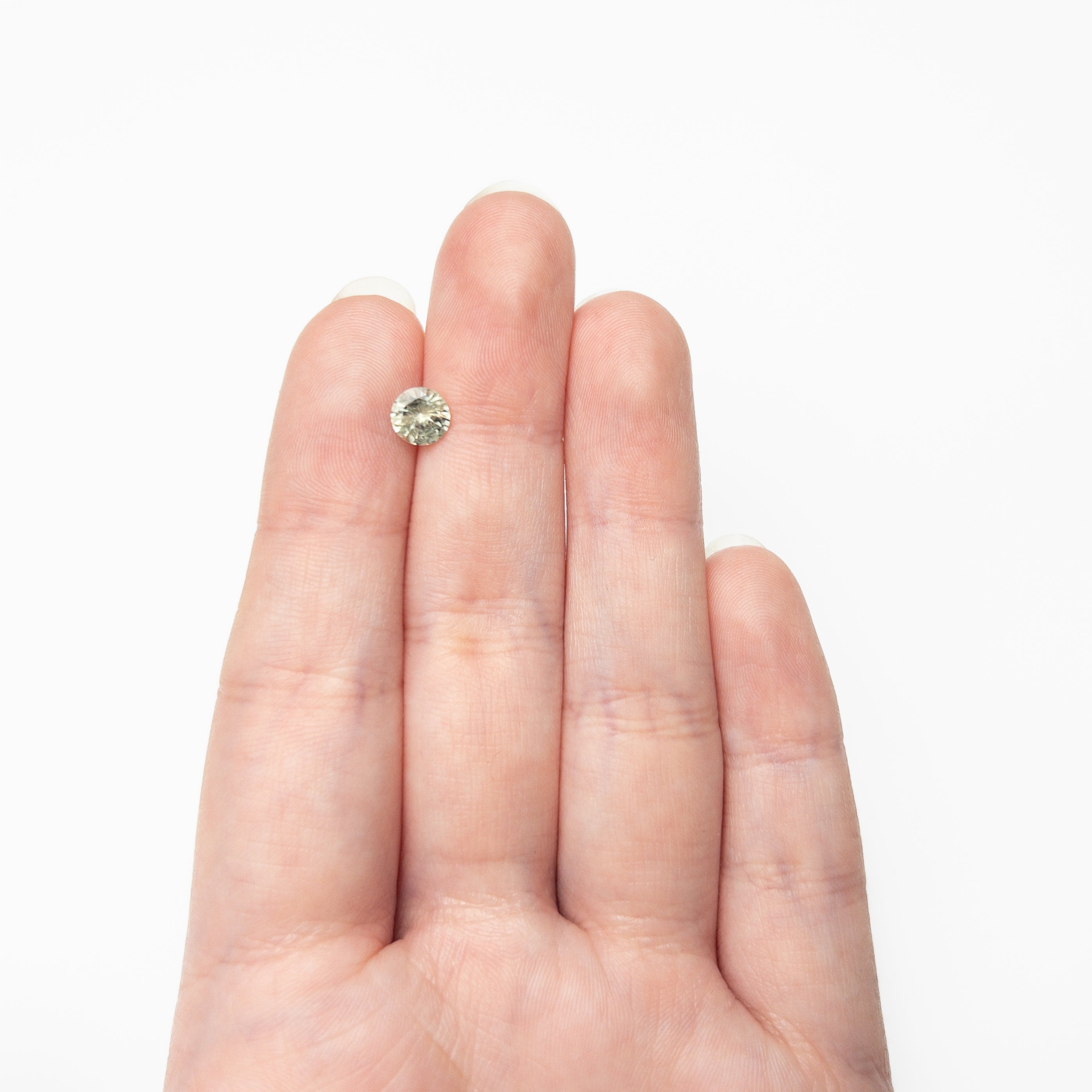 Green Brilliant Sapphire - 0.97ct Round