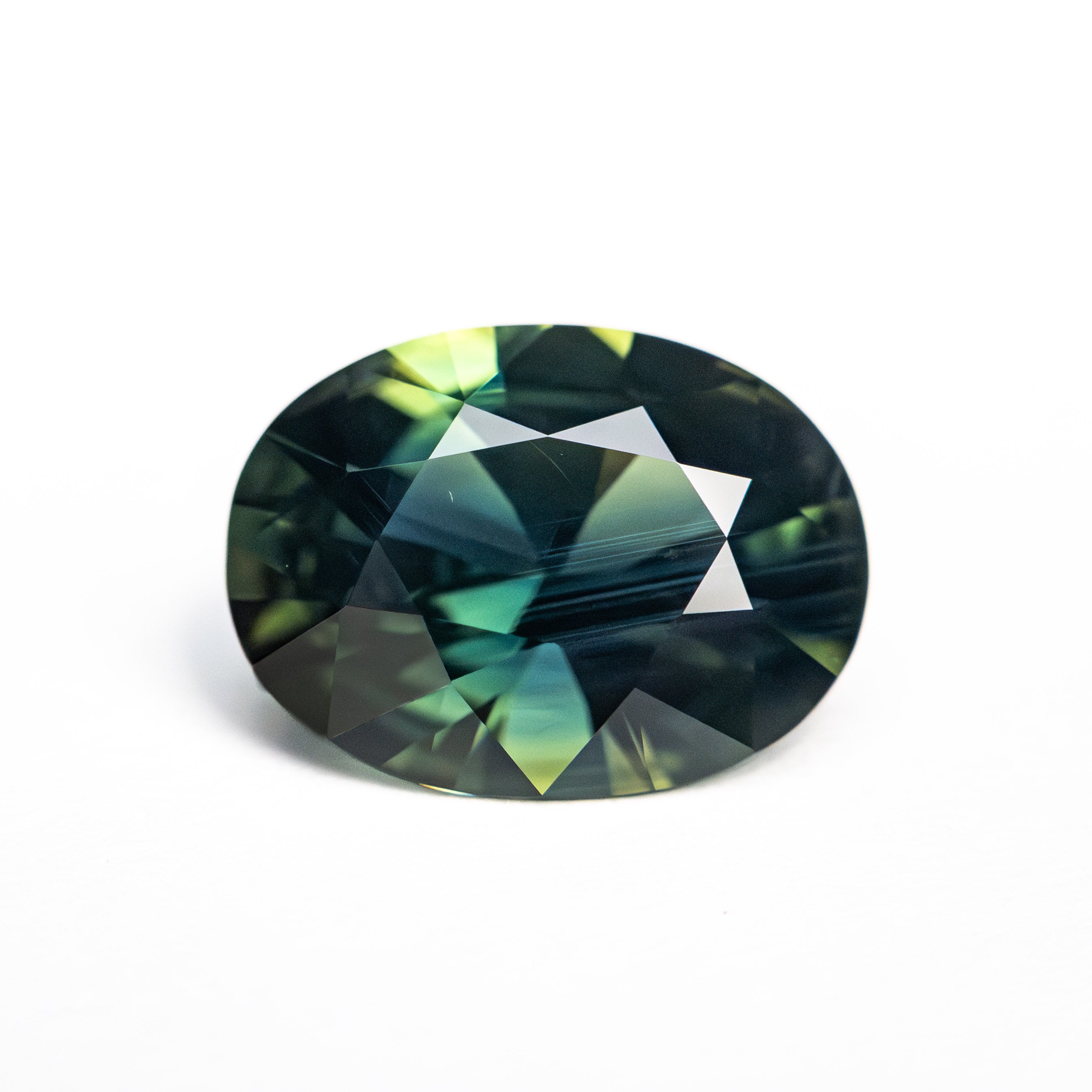 Parti Teal-Green Brilliant Sapphire - 2.70ct Oval