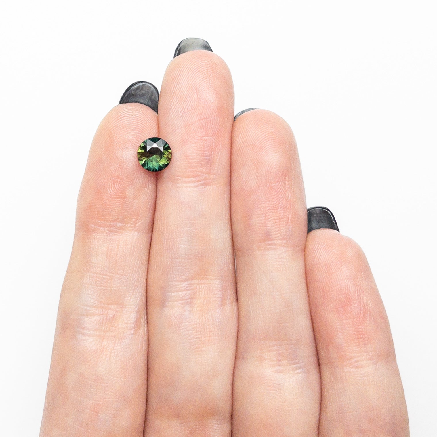 Green Brilliant Sapphire - 0.86ct Round