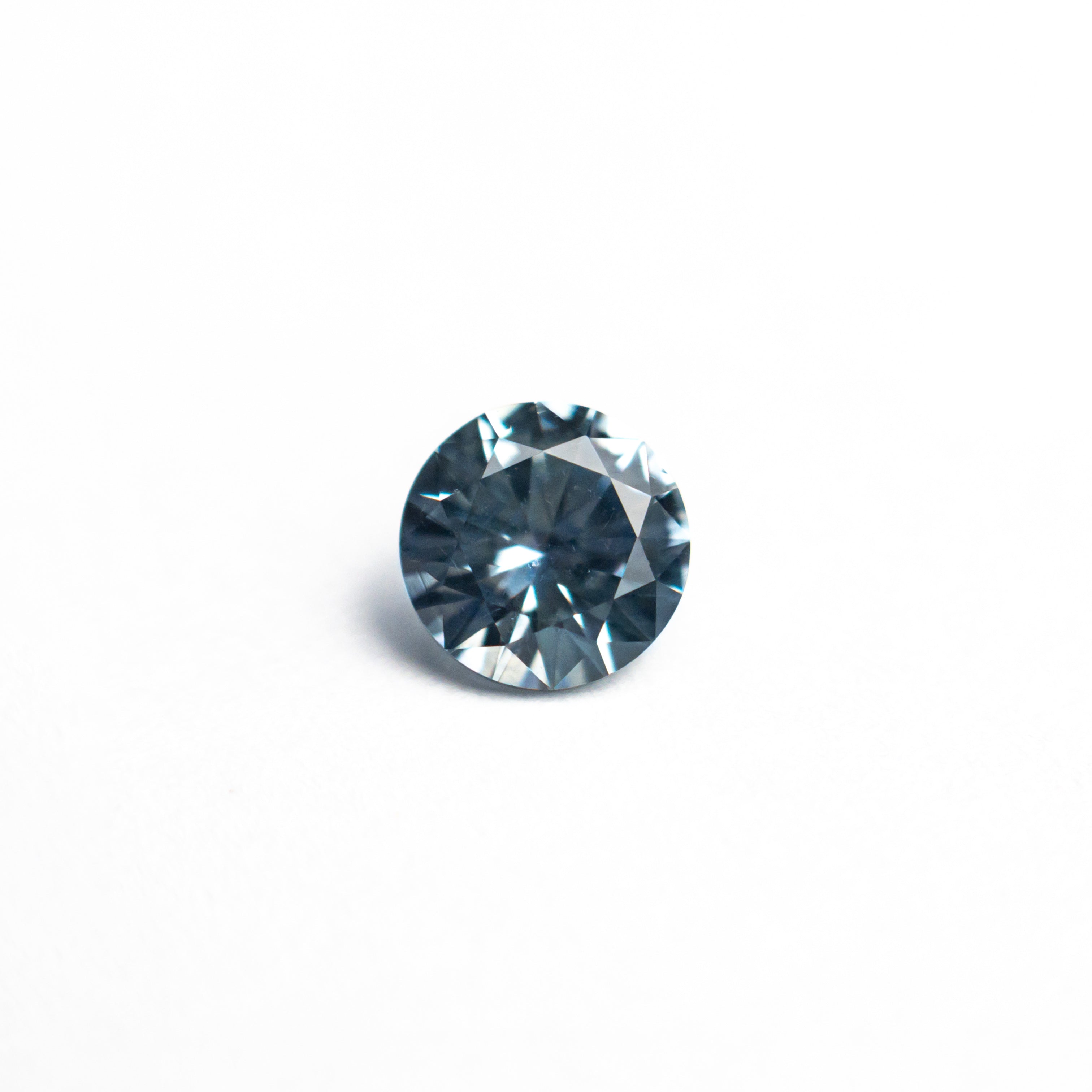 0.57ct 4.97x4.94x3.12mm Round Brilliant Sapphire 26556-25 - Foe & Dear