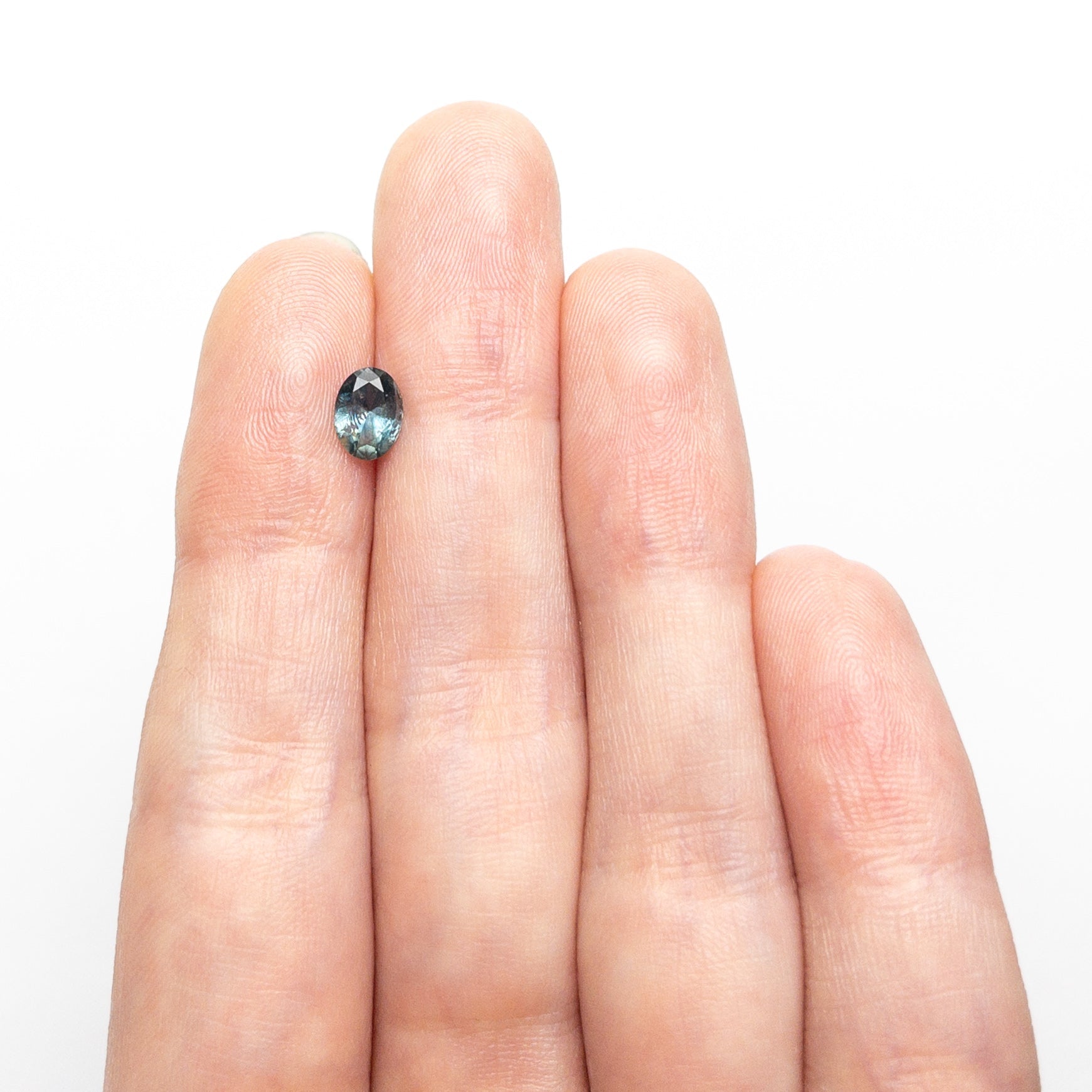 Teal Brilliant Sapphire - 0.72ct Oval - Foe & Dear