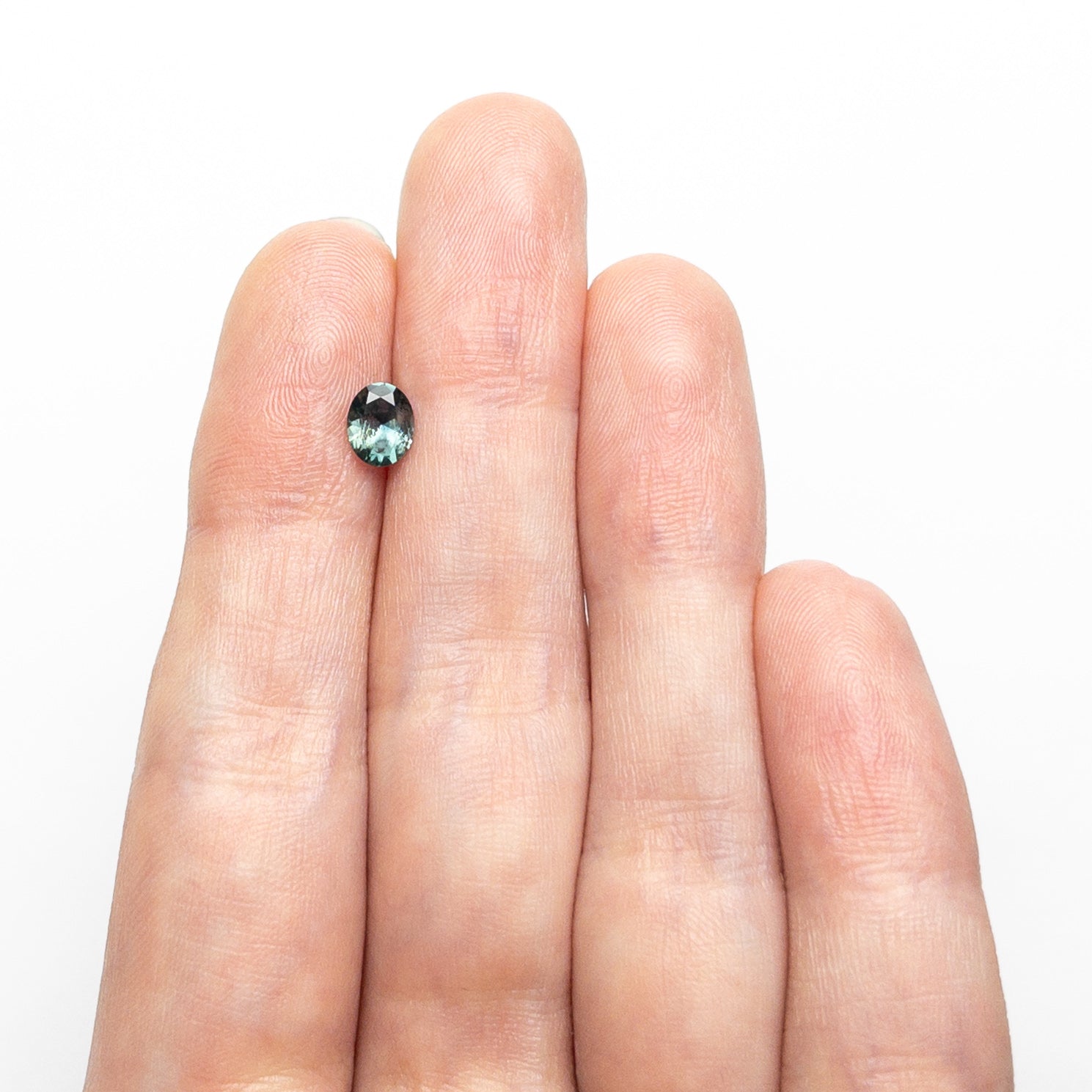 Teal Brilliant Sapphire - 0.68ct Oval - Foe & Dear