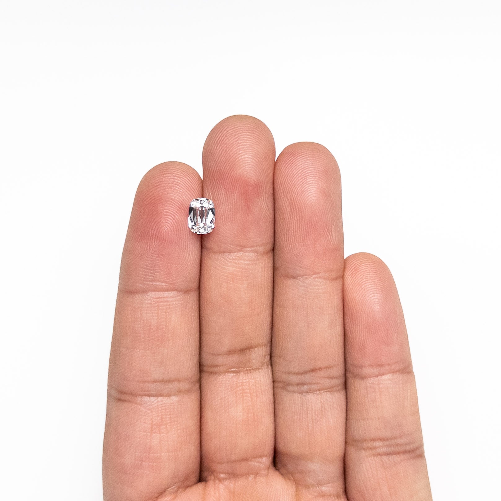 1.01ct 7.08x6.29x3.00mm VVS2 F Cushion Brilliant 26744-02 - Foe & Dear