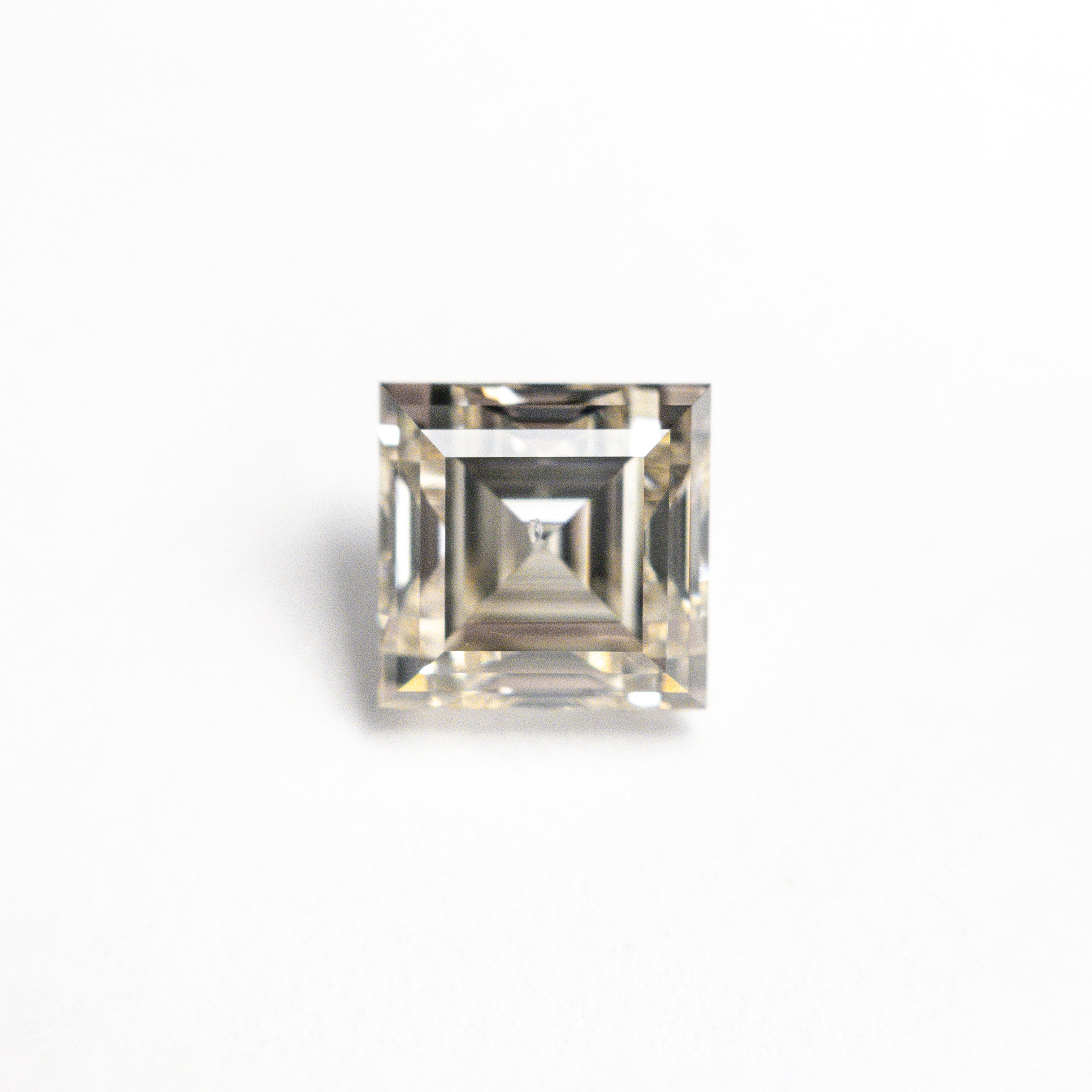 Champagne Carré Cut Diamond - 1.27ct Square - Foe & Dear