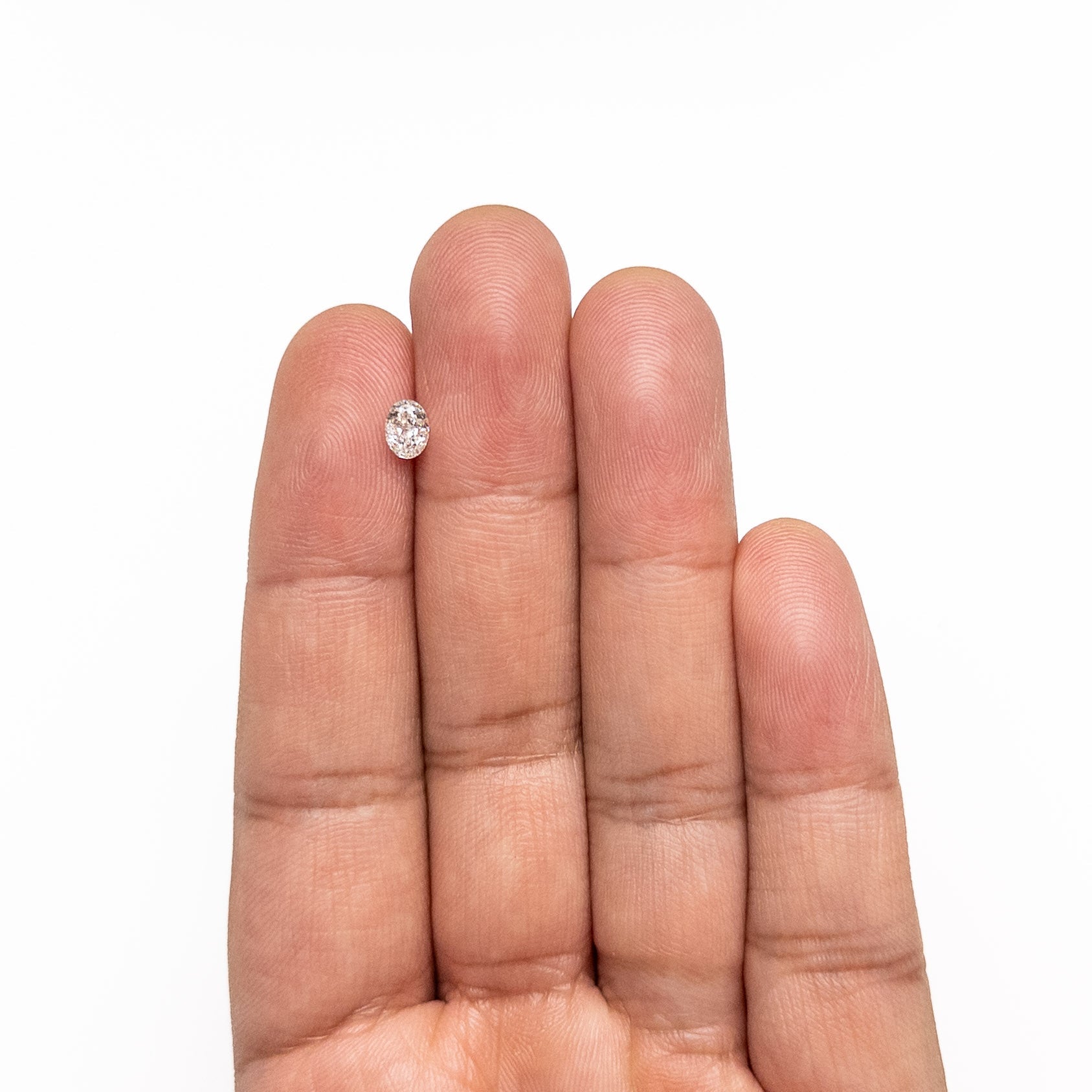 White Brilliant Diamond - 0.56ct Oval