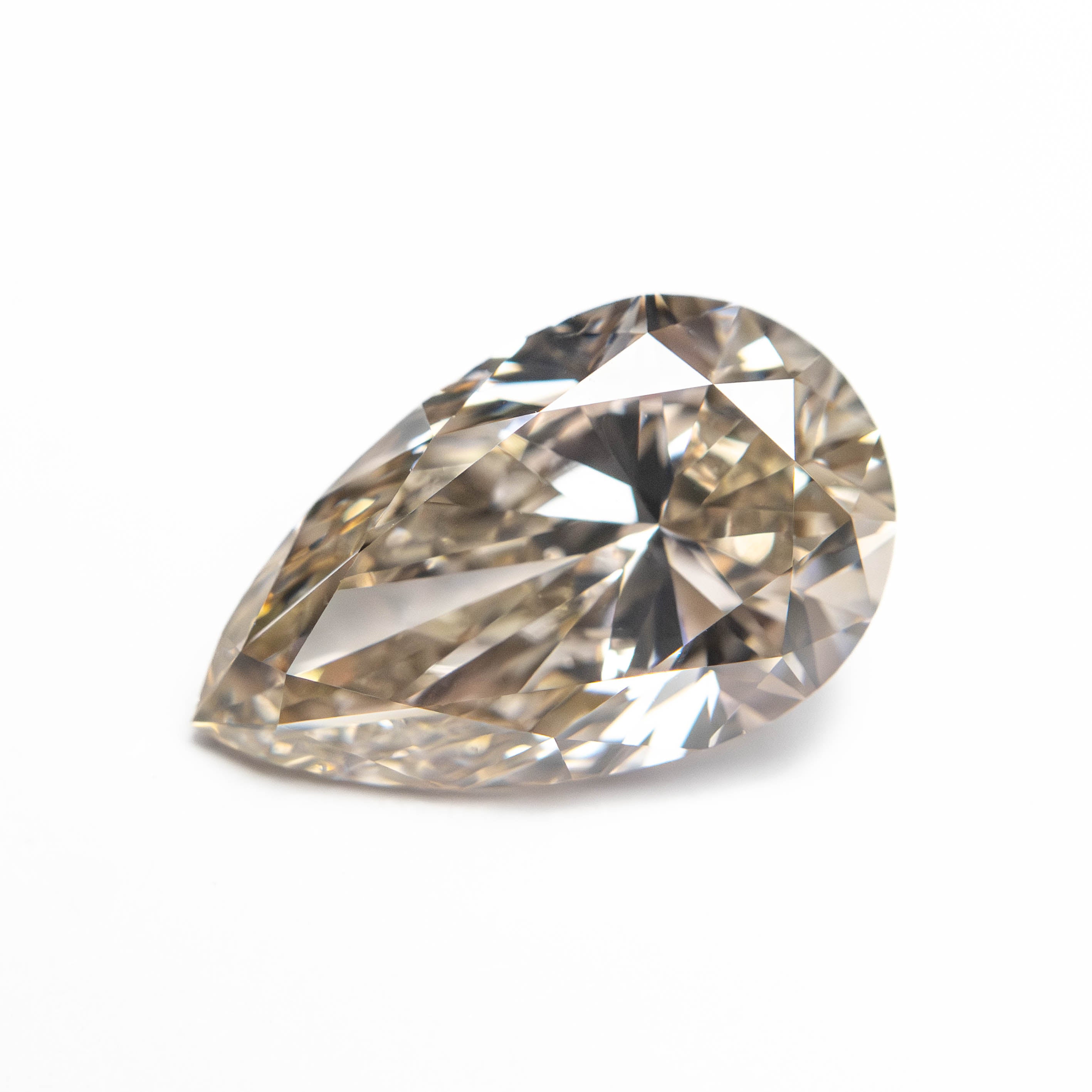 1.80ct 10.75x6.49x4.09mm GIA VS2 W-X Pear Brilliant 27388-01 - Foe & Dear