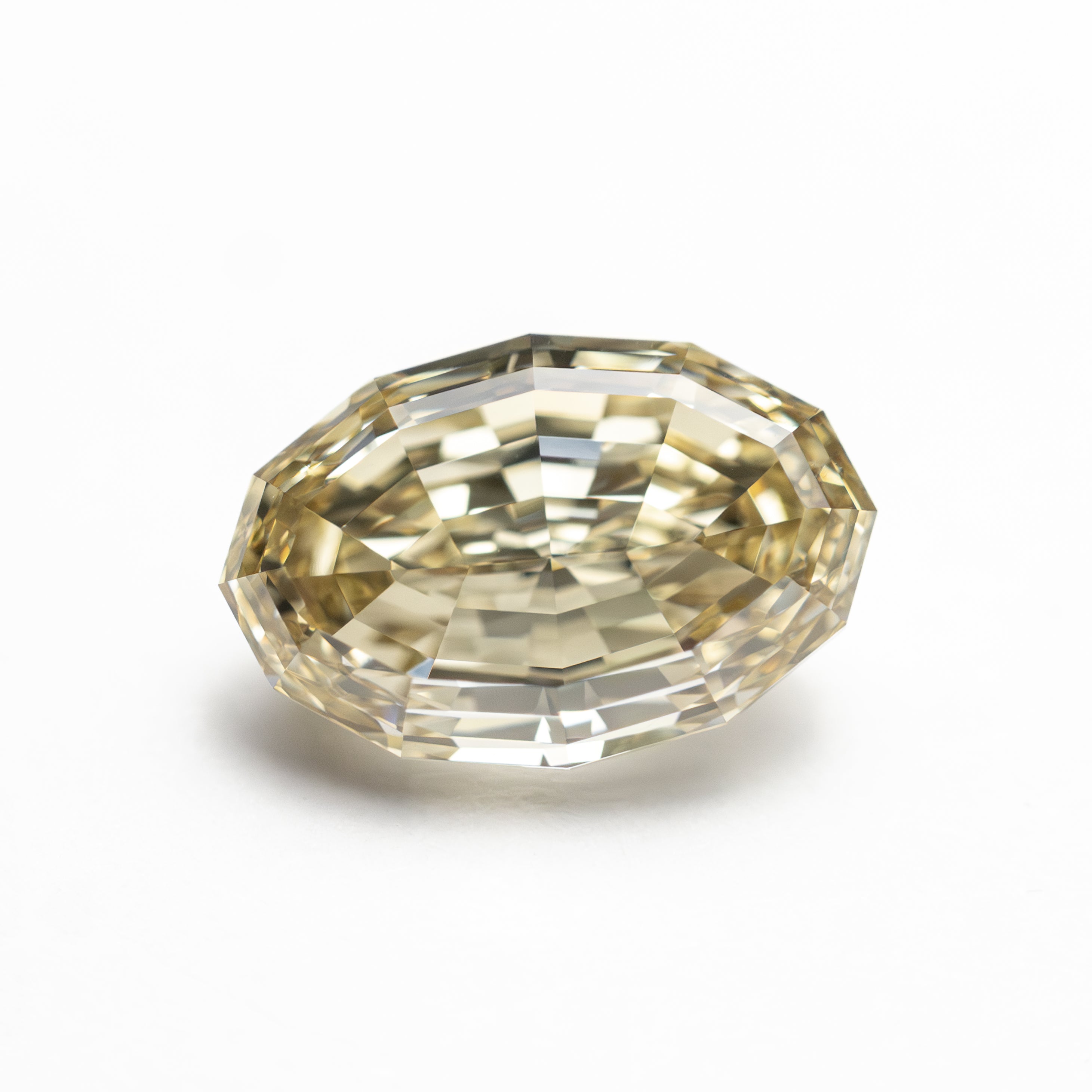 Champagne Step Cut Diamond - 2.19ct Geo Oval