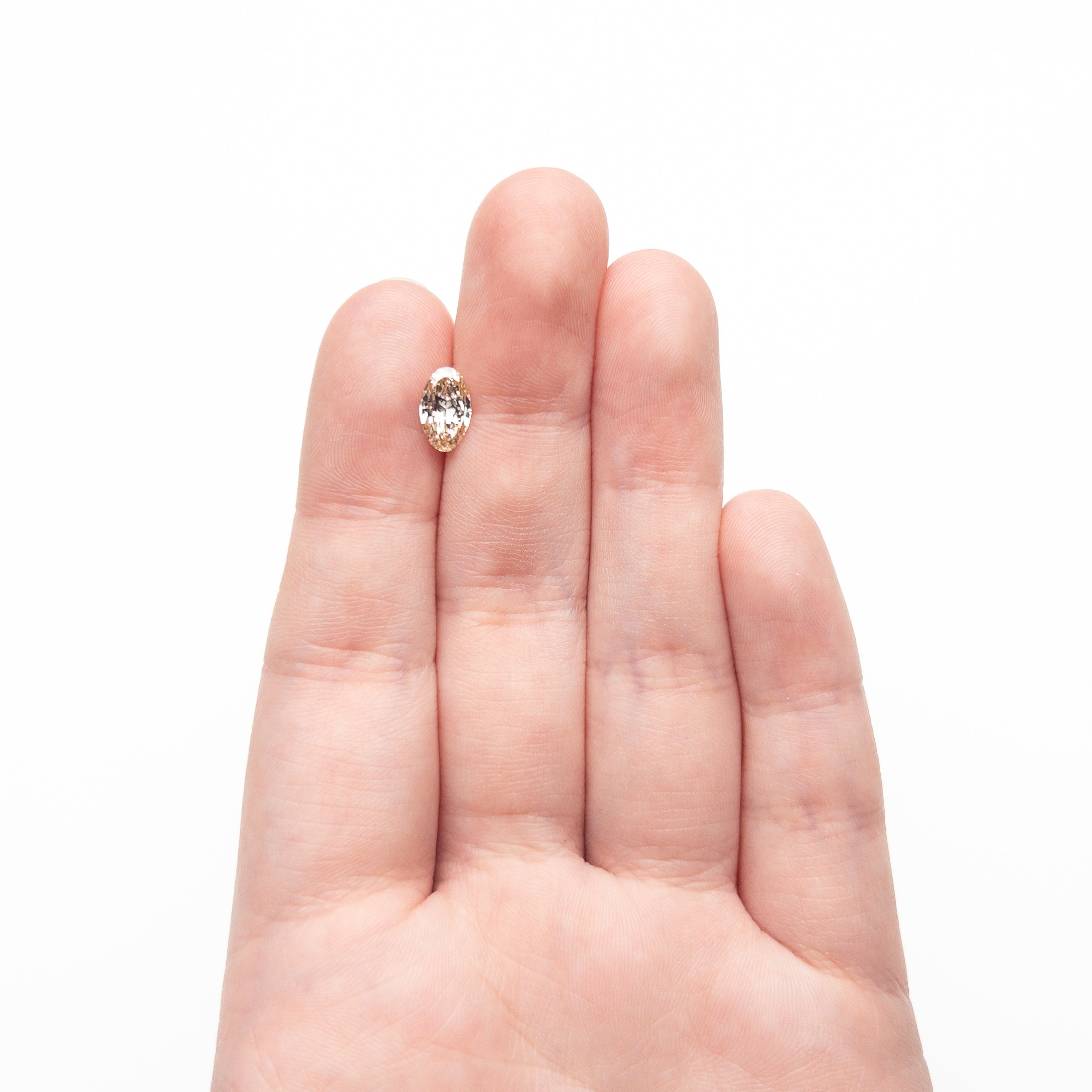 1.02ct 8.89x5.40x2.95mm SI2 C3 Oval Brilliant 🇨🇦 27518-08 - Foe & Dear