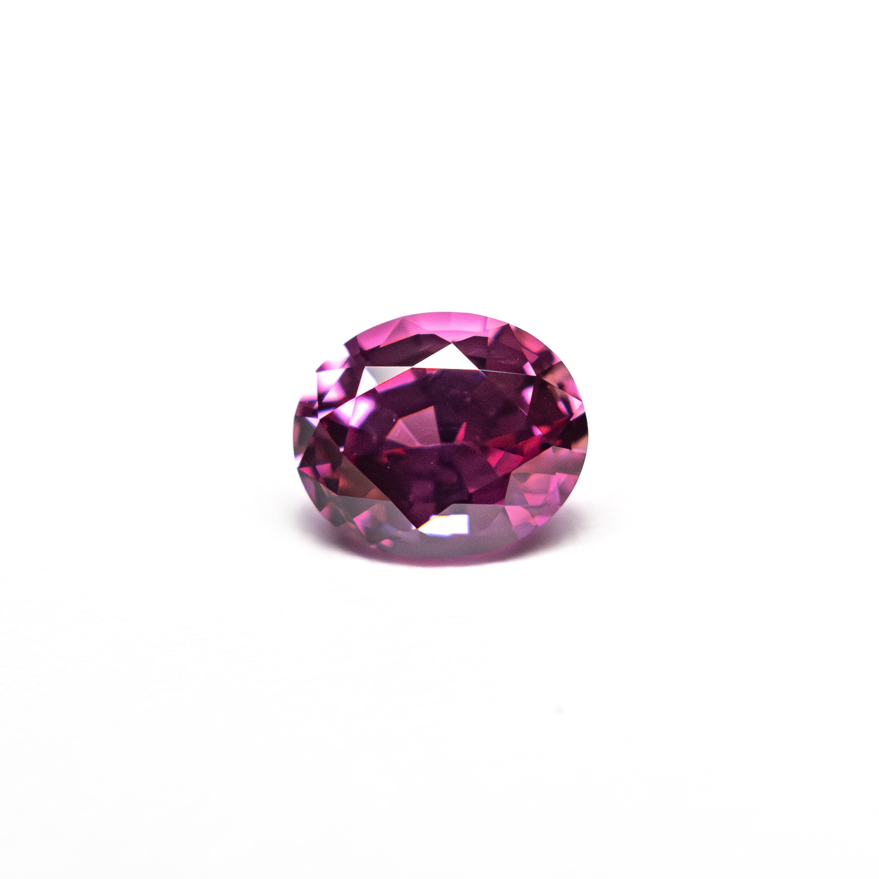 Pink Brilliant Sapphire - 0.83ct Oval