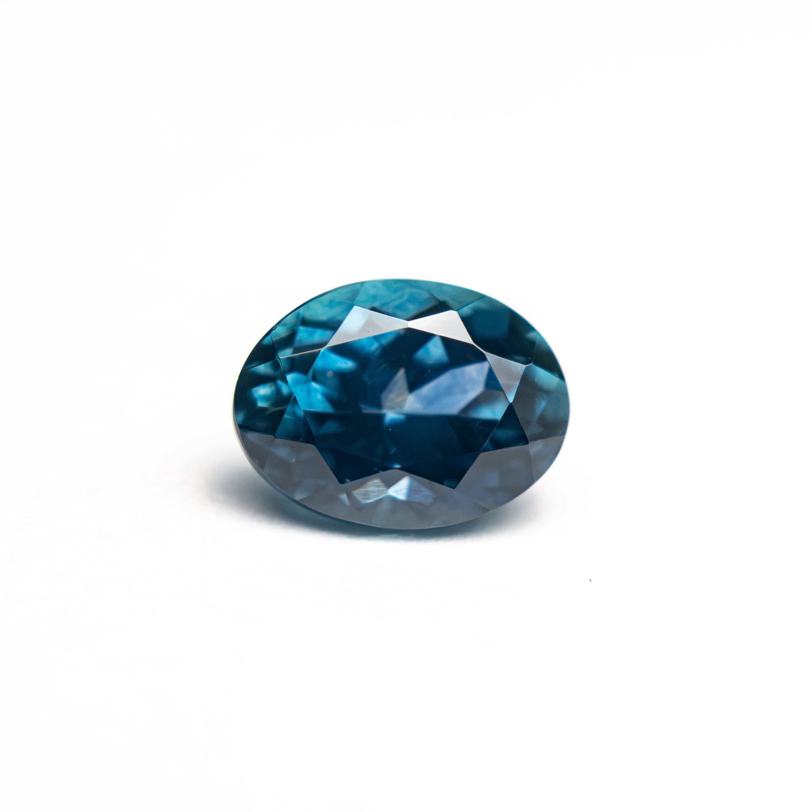Blue Brilliant Sapphire - 1.38ct Oval