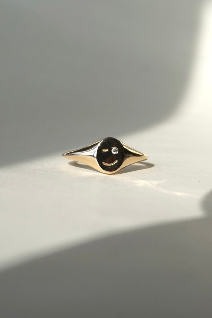 Sample Lucky Signet Ring / Size 6.5 - Foe & Dear