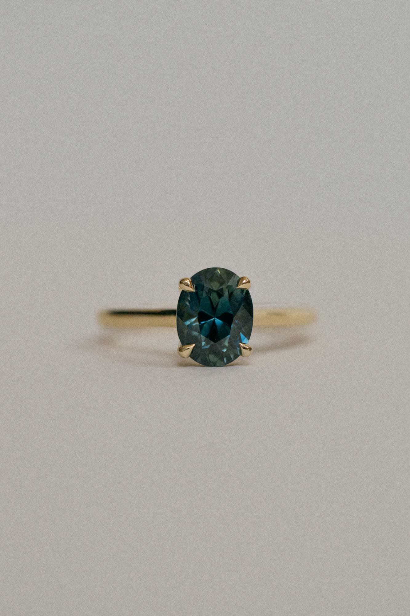 Foe & Dear | Villa Ring - 2.25ct Green Oval Brilliant-cut Sapphire *ready-to-ship