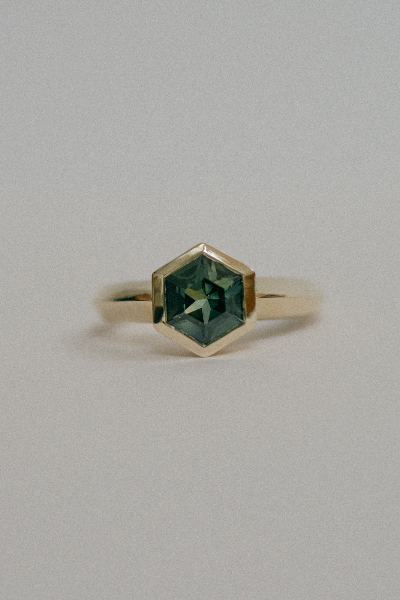 Foe & Dear | Jupiter Ring - 1.58ct Green Hexagon Brilliant-cut Sapphire *ready-to-ship
