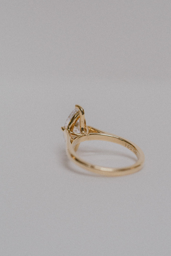 Villa Ring - White Lab-Grown Diamond *made-to-order - Foe & Dear