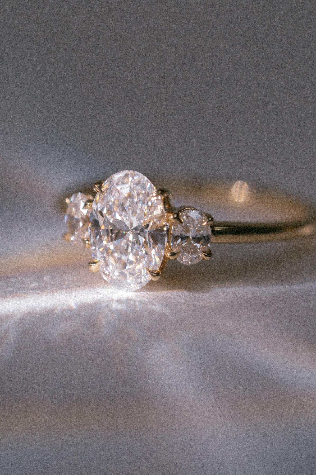 Foe & Dear | Luna Ring - 1.28ct White Oval Brilliant-cut Lab Diamond *ready-to-ship