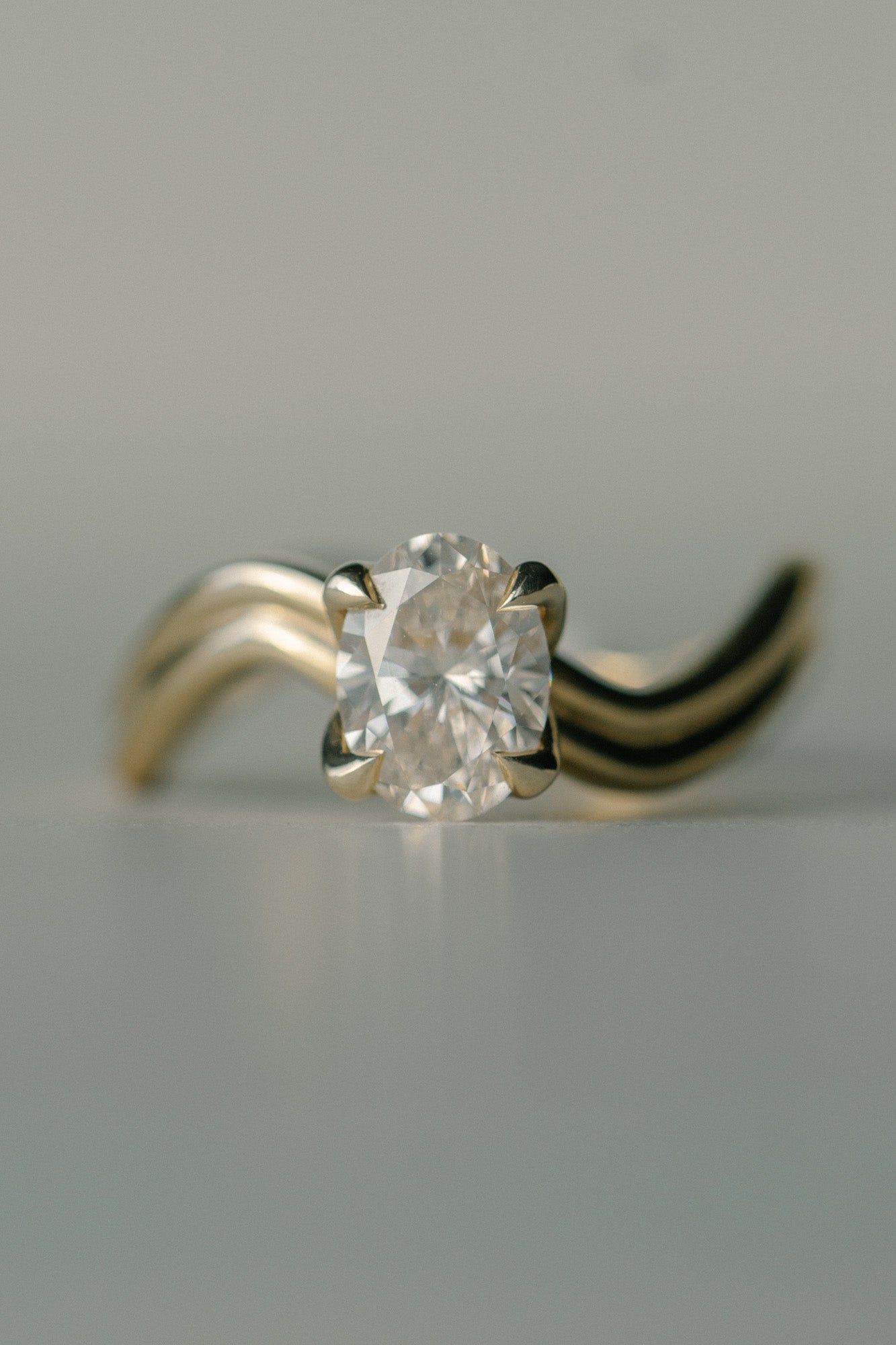 Foe & Dear - Leilani Ring - 1.05ct Champagne GIA Oval Brilliant Diamond
