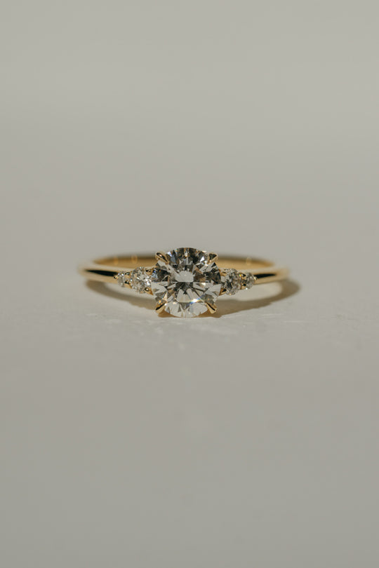*new* Selene Ring - 1.04ct White Round Brilliant Cut Lab Diamond *ready-to-ship