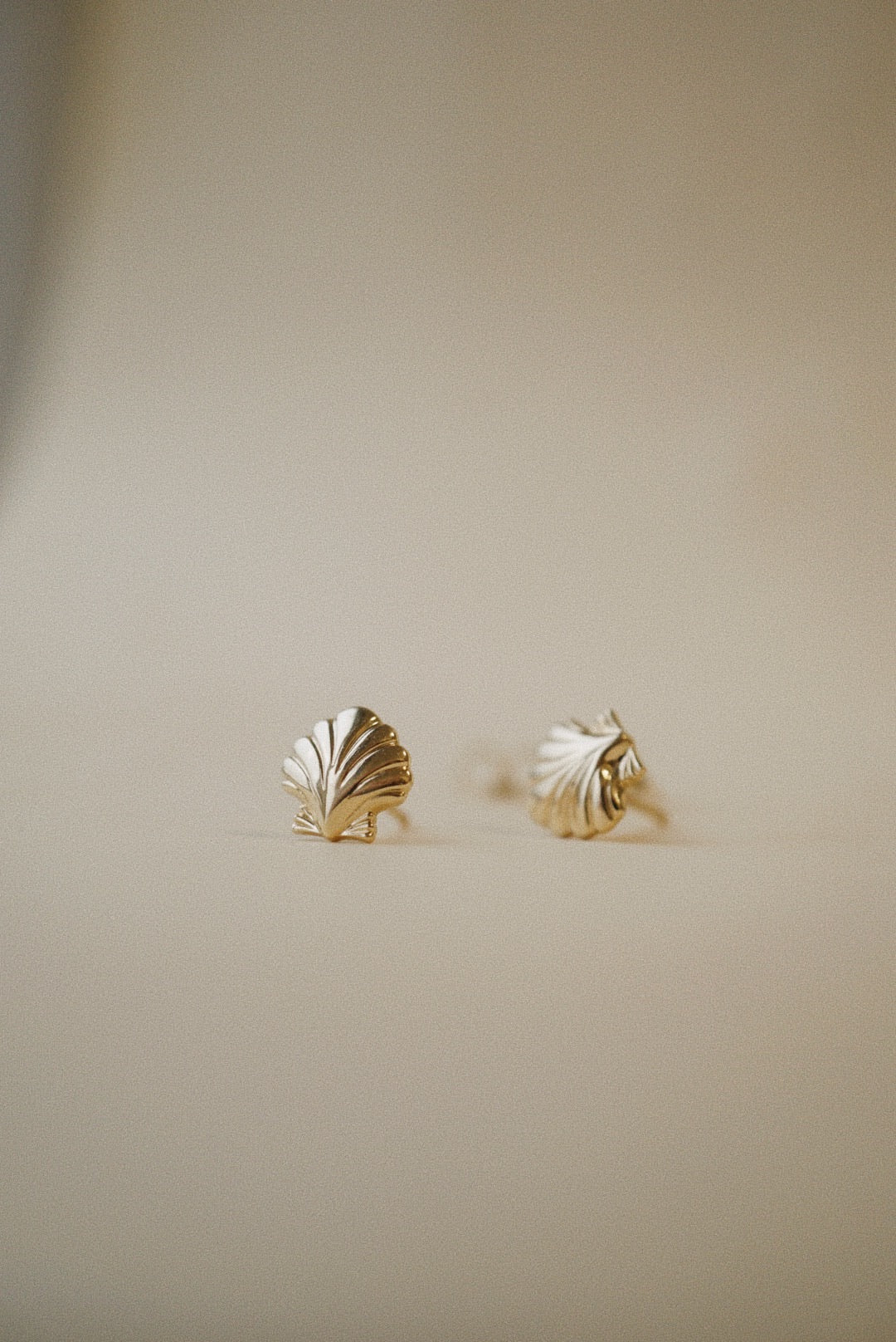 Shell Stud (Single) *made-to-order - Foe & Dear